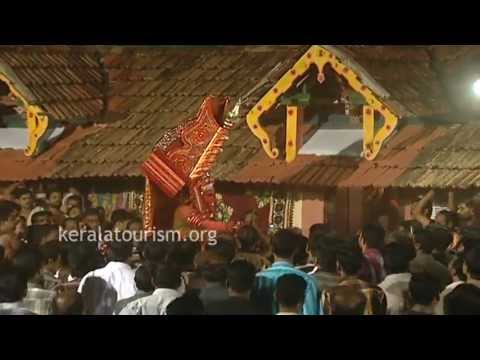 Vairajathan Theyyam 