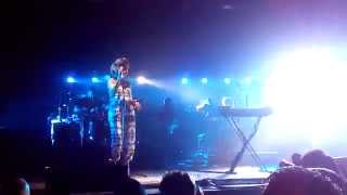 Massive Attack - Paradise Circle