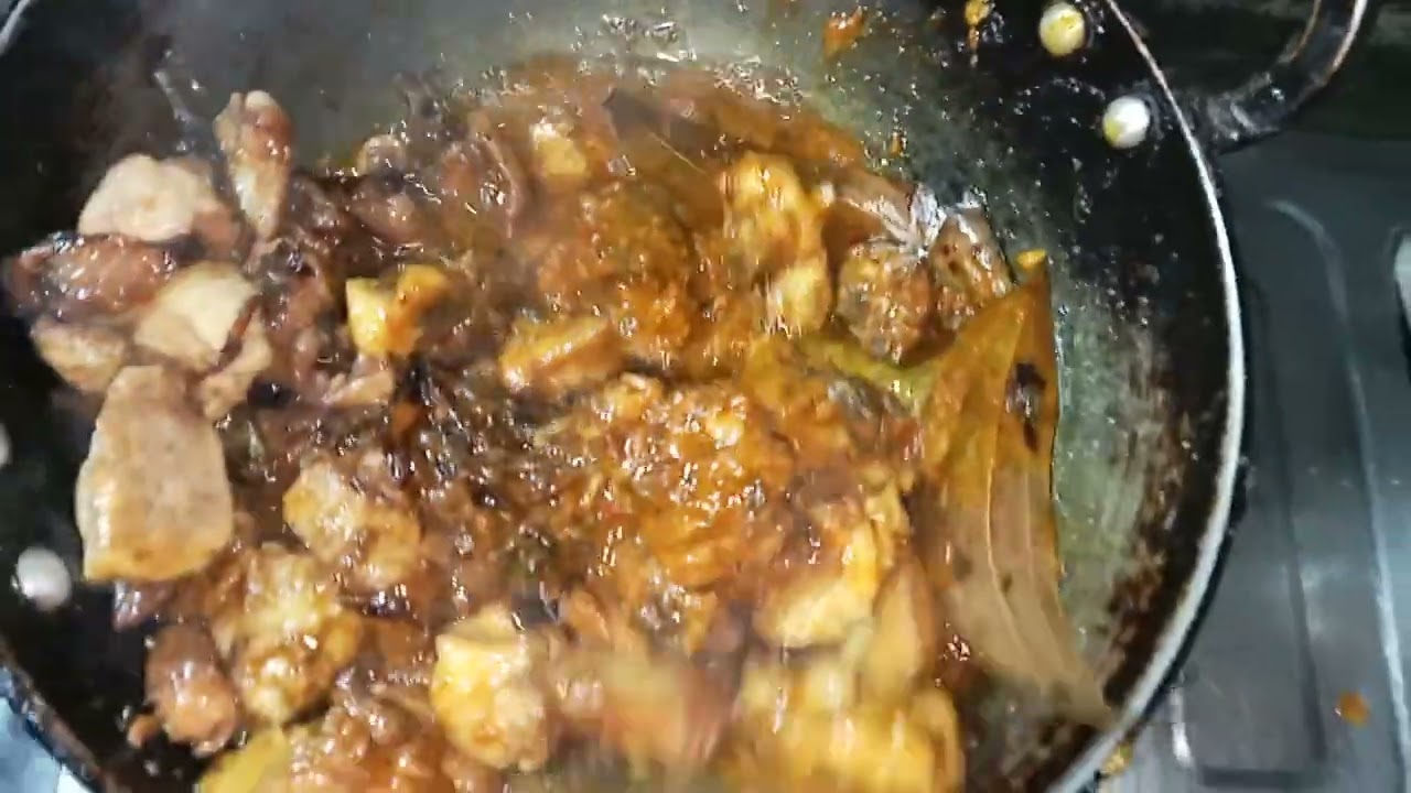 Sunday special 🐔👍😋🥰😍 chicken masala ...