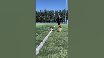 how to shoot a curve  Ball like Messi##ronaldo #proskills #football #soccer #soccerplayer