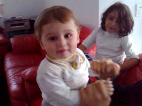 rizeli aslan (ilahide aglayan cocuk)