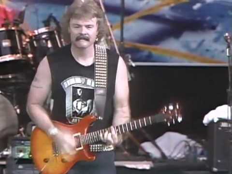 DOOBIE BROTHERS - LONG TRAIN RUNNIN'(LIVE 1990)