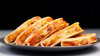 Crispy Potato Tacos | Chatpata Aloo Tacos | Taco Mexicana - Homemade Dominos Style in Tawa
