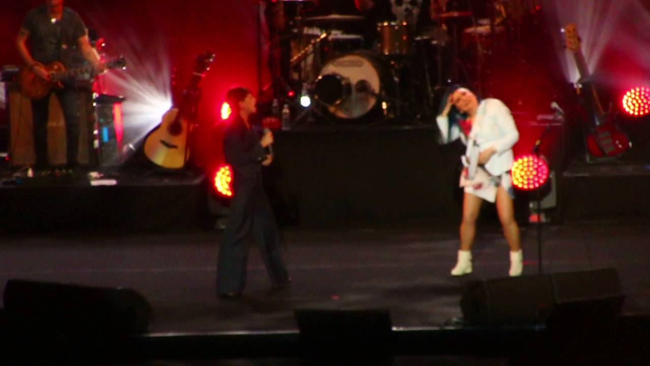 Sei Bellissima - Loredana Bertè e Alessandra Amoroso  @ Amiche in Arena