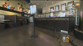 Burglars Hit 11 Simi Valley Stores In Early Morning Spree