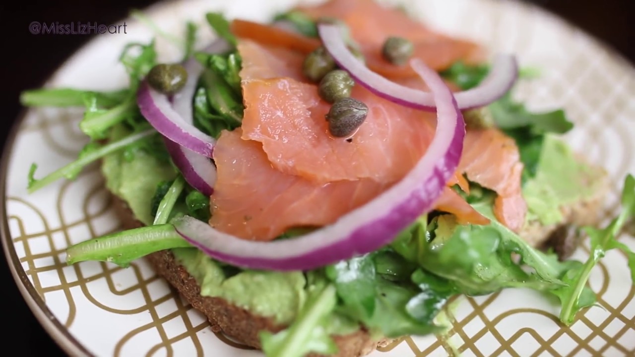 How To Make Avocado Toast 5 Ways -  Easy & Healthy Lunch Ideas - MissLizHeart