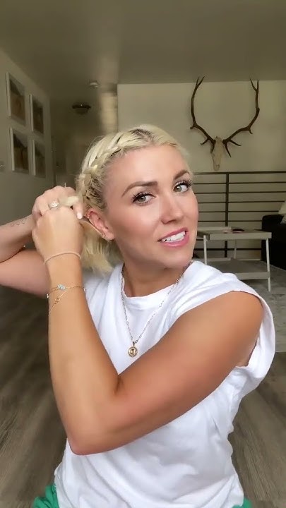  I promised YOU a double Dutch braid tutorial for short hair, took me ...