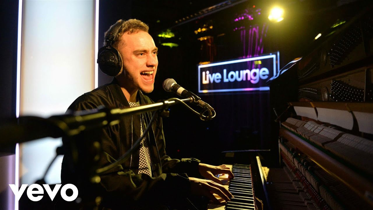Years & Years – Eyes Shut