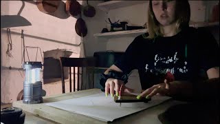 Celebrity Talking to Ghosts Using An Automatic Writing Planchette (Wolston Farmhouse) Wealth