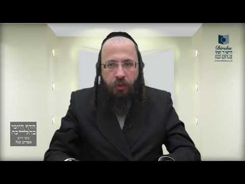 האם מותר להכניס חפצים בשבת מחדר המדרגות לדירת המגורים?- שס"ה ה' - ח'