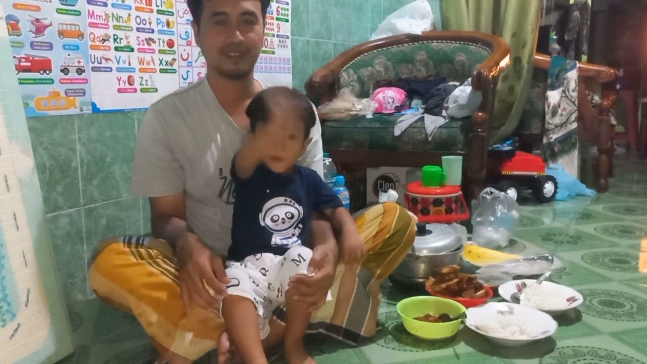 BUKA PUASA HARI KE 6 MENU AYAM GORENG SAYUR SOP..