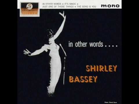 YouTubeでshirley bassey -fly me to the moonを視聴
