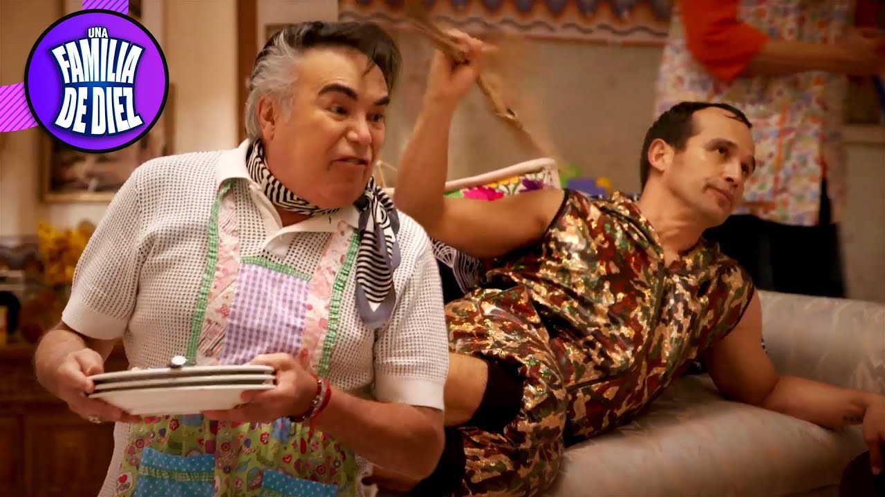 Carlos no soporta tener a Pierre viviendo con el | Una familia de diez