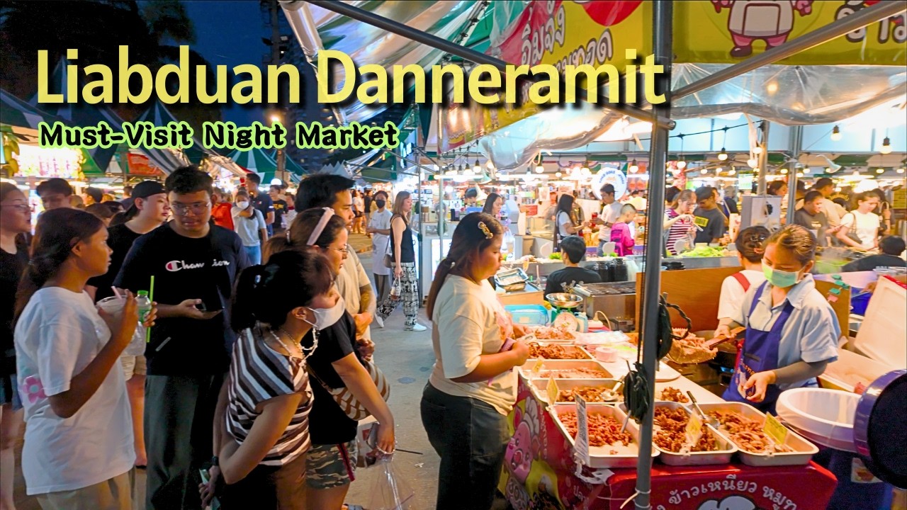 [BANGKOK] The Buzziest Night Market Right Now – Street Food & Family Fun Explosion!