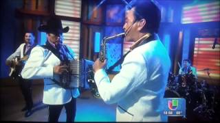 QUE TAL SI ERES TU - LOS TIGRES DEL NORTE "EN VIVO"