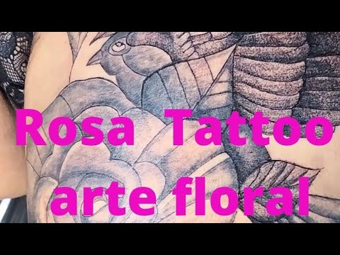 Rosa tattoo arte floral tatuagem de pássaro tatuagem delicada sombreada.