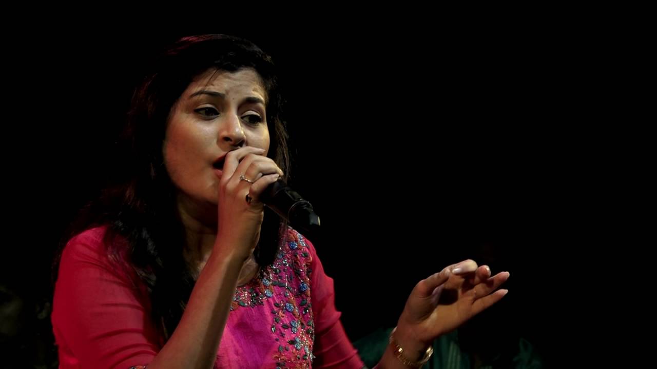 06 Nahi Kalale Kadhi ... Savani Ravindra , at Yashwant Natya Mandir on 2nd July 2016 .