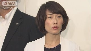 新旧大臣が引き継ぎ　丸川大臣はリオへ、馳氏は涙も(16/08/04)