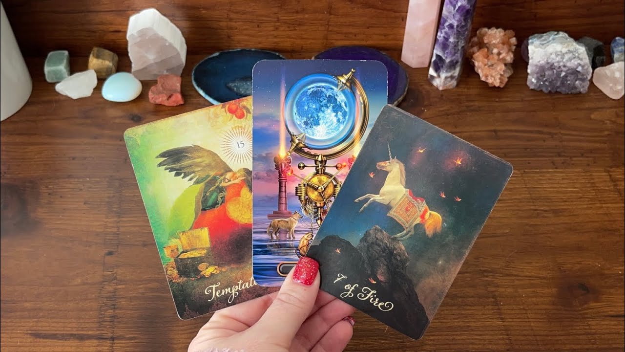 Pisces✨Who’s Watching You? You’ve left em all behind like it’s nothing… Got them watching like 👀