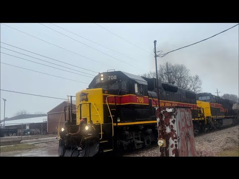 Awesome Chasing of Iowa interstate train a must watch! 12/22/23