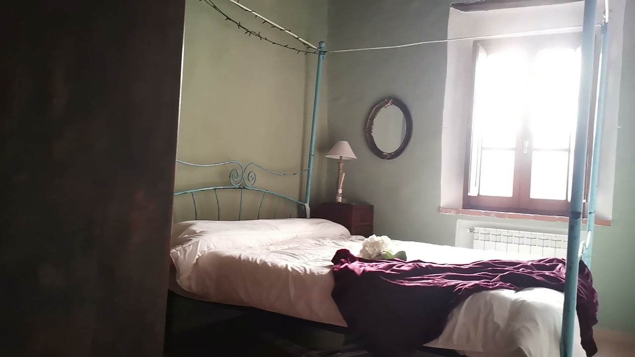 Castelmuzio  restored townhouse for sale ref. A658