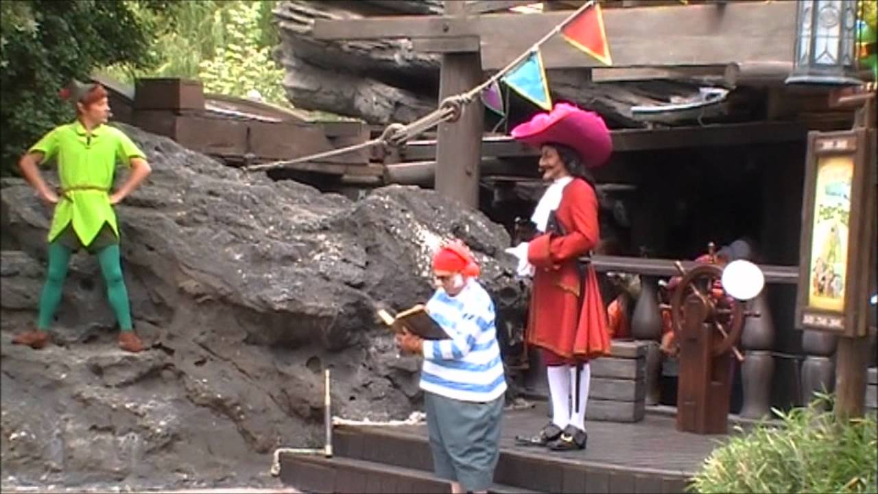 Following The Leader With Peter Pan - Suivez le Guide avec Peter Pan - Magical Moments Festival 2011