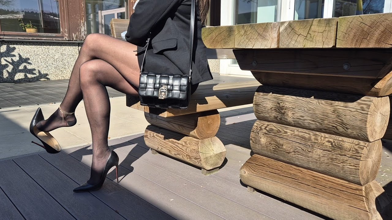 Business-Look mit Louboutin So Kate 