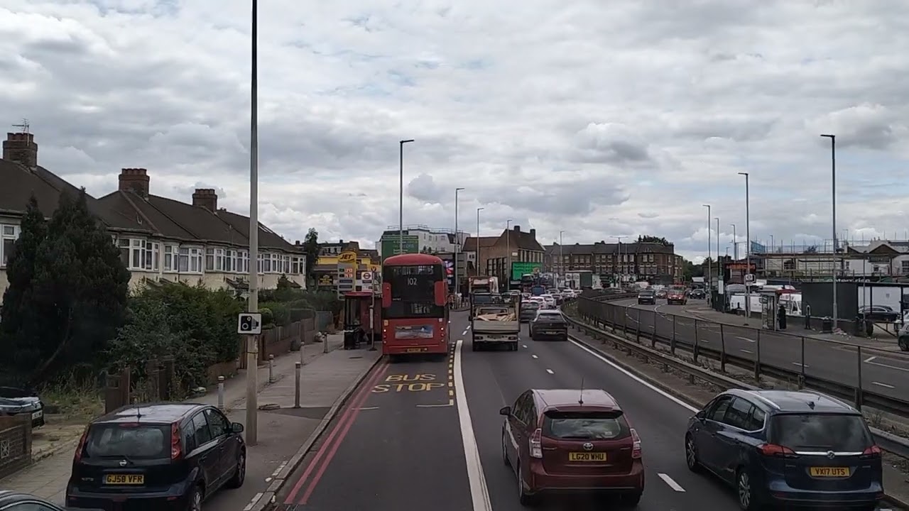 FRV: 102 to Brent Cross (+ DIVERSION)