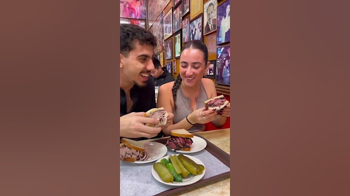 הסנדוויץ׳ הכי מפורסם בעולם!✅😳 תרשמו בתגובות מה עוד לנסות⁉️  #ניויורק #סנדוויץ׳ #shorts