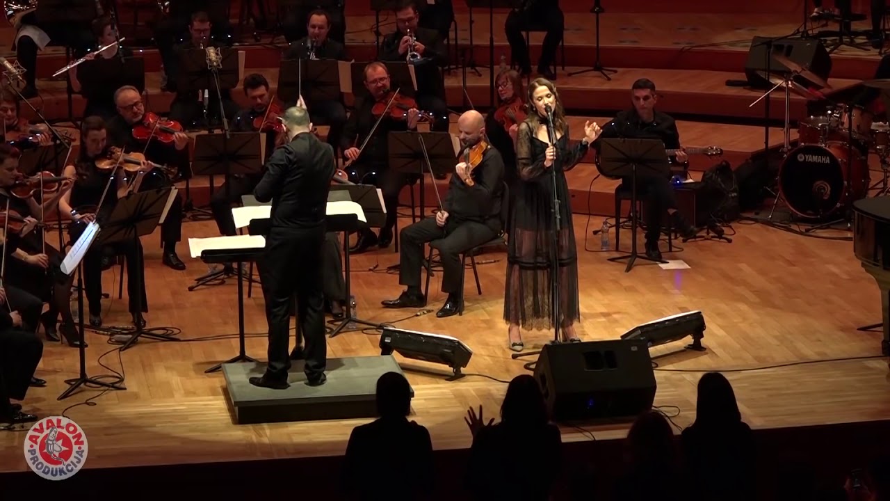 Tv Tera Ritamot na gradot Od koncertot na Karolina so Makedonskata filharmonija 20 02 2019 - YouTube