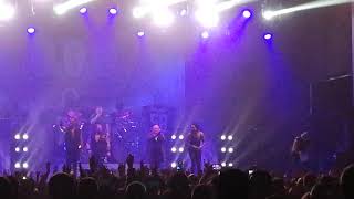 U.D.O ~ Tuchdown tour koncert : Budapest ( We will Rock You + outro )