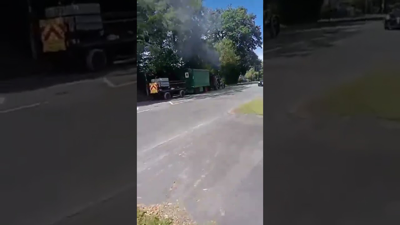 10-tone Aveling and Porter traction engine in Hol.es Chapel going to Chelford