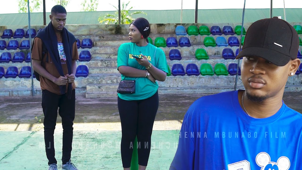 He has no friends in the school unti he meets a billionaire daughter looking for a true friend 