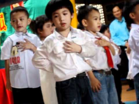 เพลง อิ่มอุ่น กับ น้องตะวัน by Golf