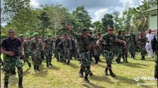 om tentara goyang daboy 😅🙏.