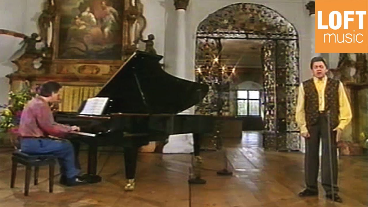 Francisco Araiza sings Robert Schumann's song cycle ''Dichterliebe''