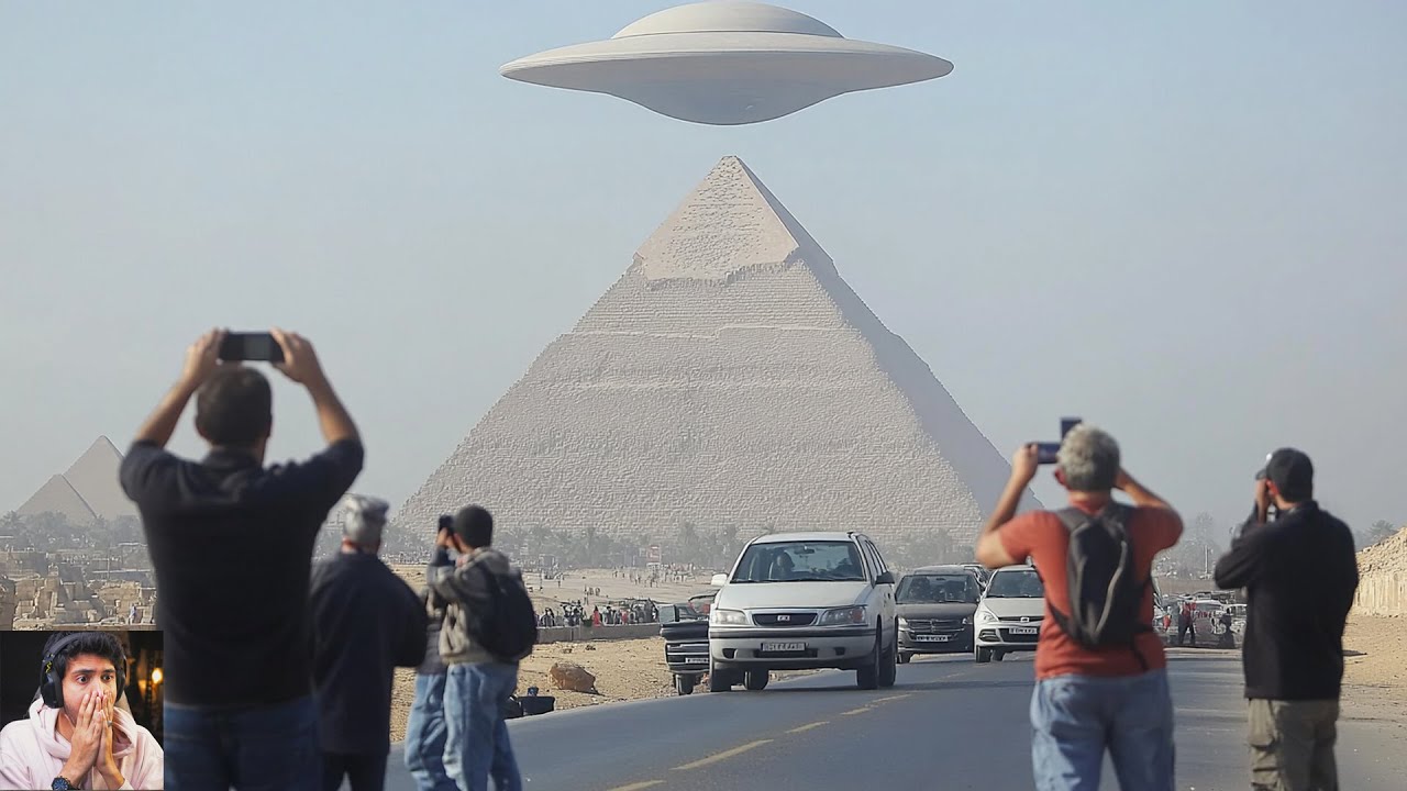 They Are Landing On The Pyramids... - YouTube