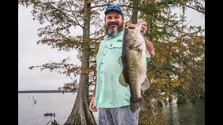 LAND OF THE BIGGUNS!! Martin catches a 9 pounder on Bussey Brake!