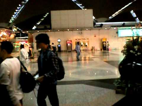 Paul黃貫中 at KLIA with fans part3