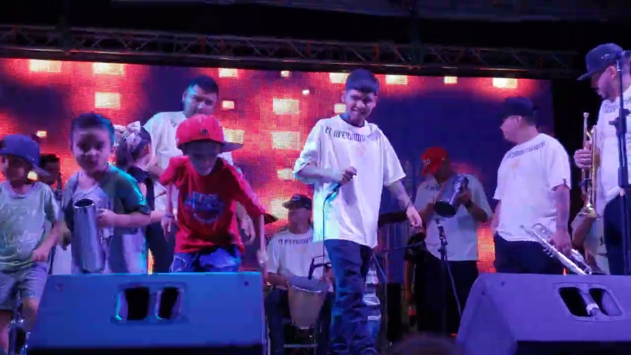 Mujer Prohibida En Vivo - Negro Gzz y los Aferra2