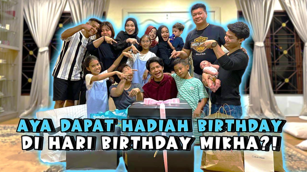 AYA DAPAT HADIAH DARI FAMILY DI HARIJADI MIKHA?! - MIKHA UNBOXING GIFT DARI FANS