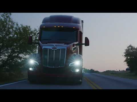 Vidéo: Un Regard Sur 100 Ans De Camions Chevy Et Les Nouveaux Modèles Anniversaire