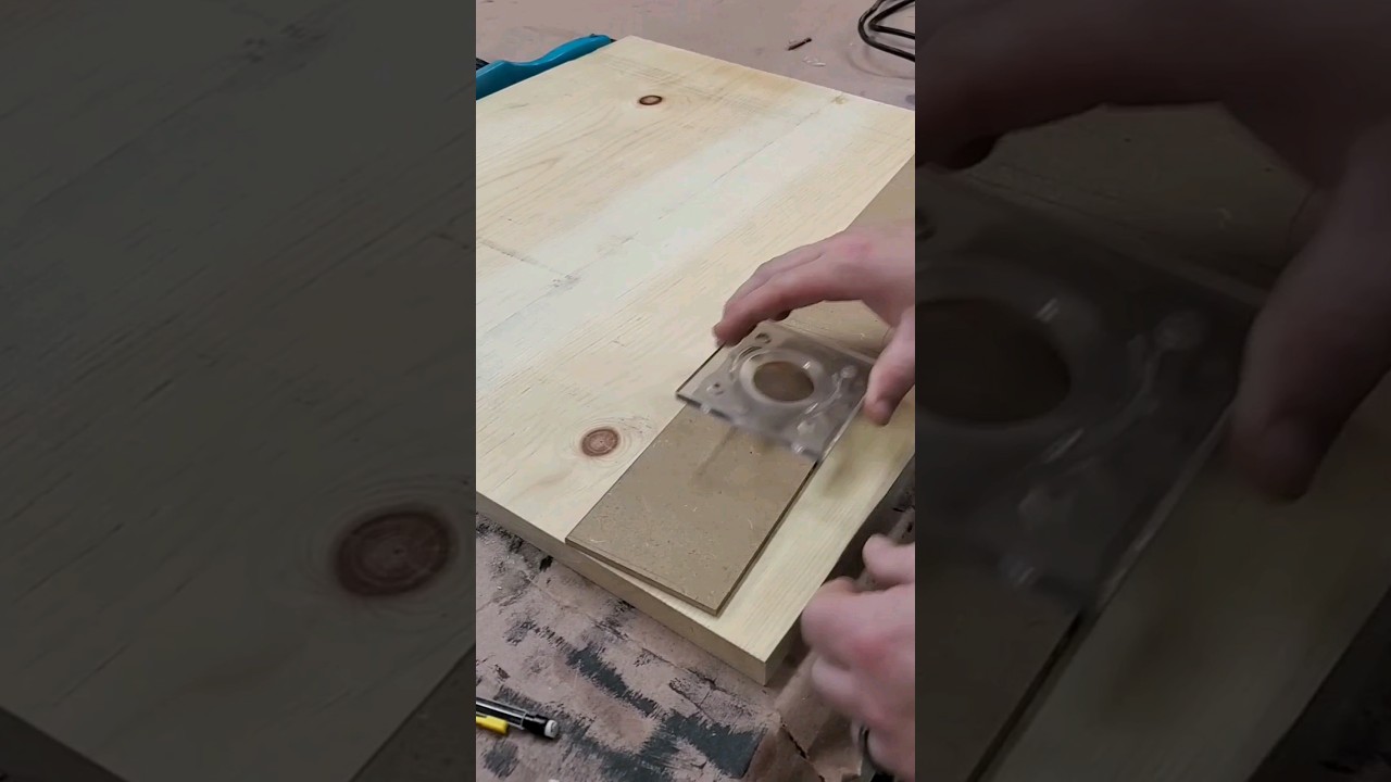Made an adjustable circle cutting jig 