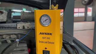 Automotive Smoke Leak Detector Machine