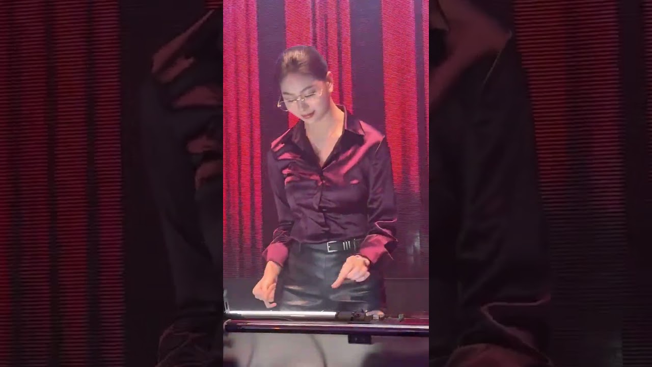 草蜢 - 寶貝對不起 Remix + 夜店美女DJ