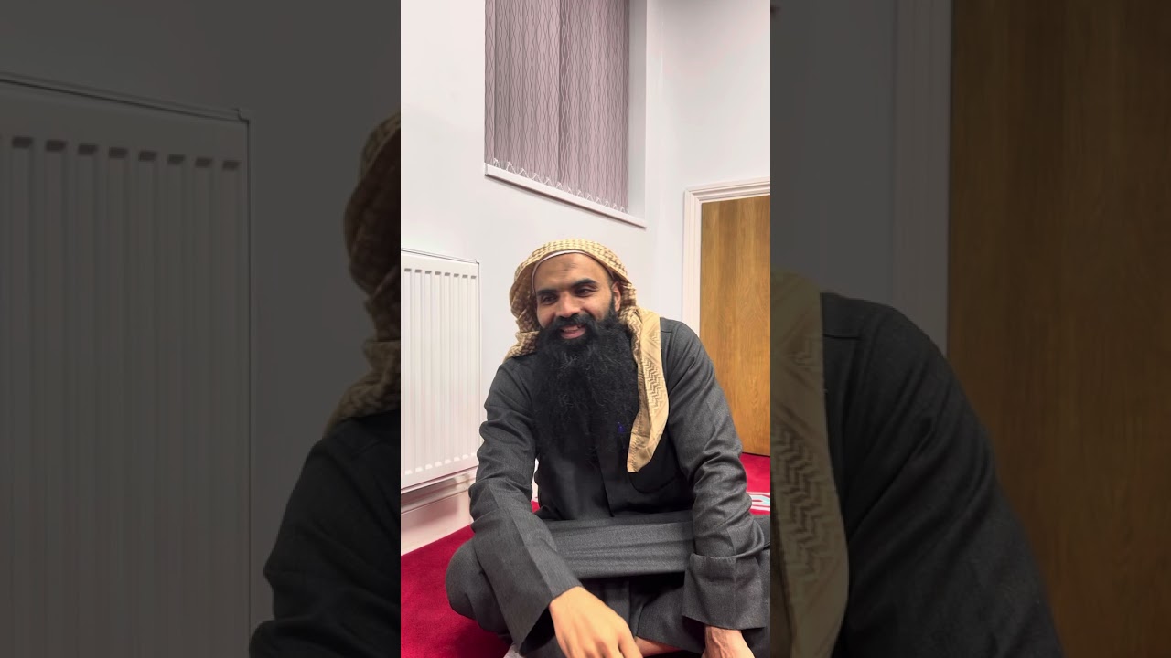 (حديثُ الفجرِ) ازدواجية الشخصيّة (النّفاق الاجتماعي) !! (49)