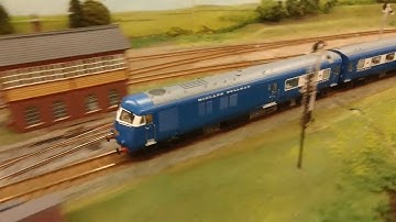 047. CMRC Model Railway Layout Higham Bridge running night 2018-06-18 - Head on Collision averted !