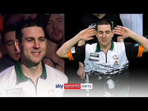William O'Connor's spine tingling walk-on in Dublin! ? | Premier League 2020