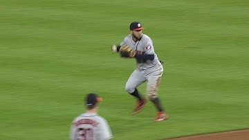 HOU@DET: Gonzalez snags grounder, makes tough throw