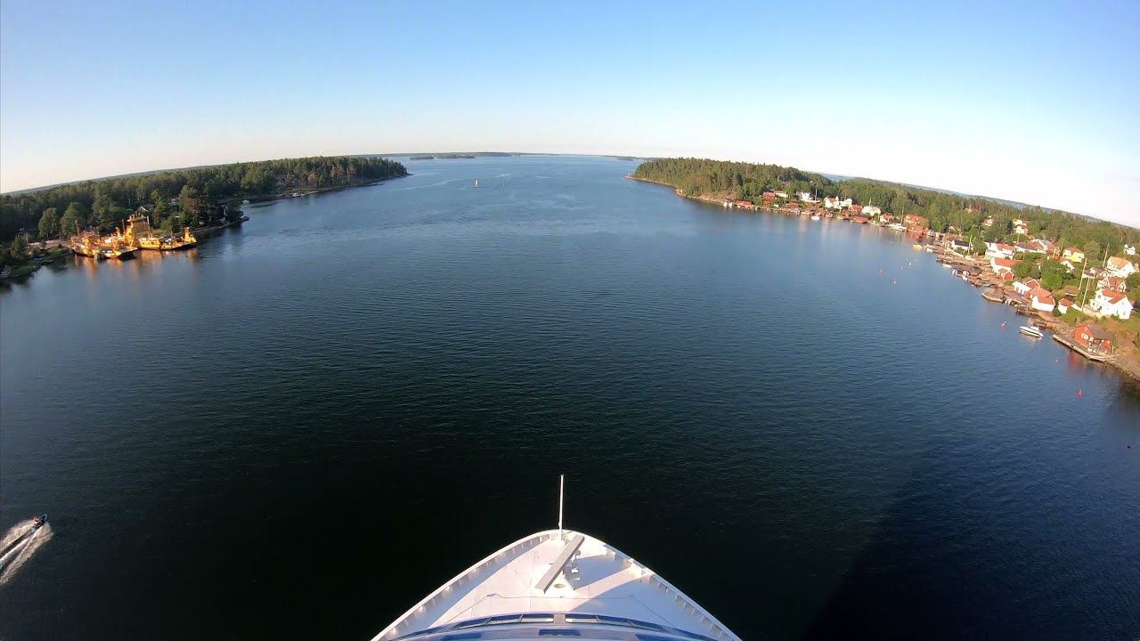 En fin sommarkväll med Silja Symphony från Stockholm till Furusund